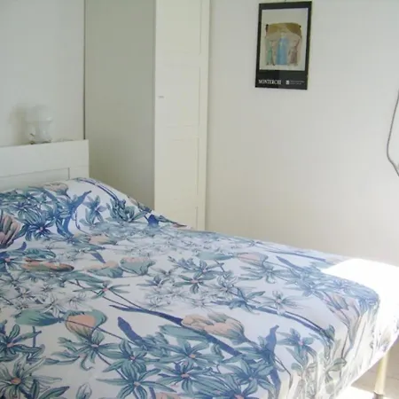 Two-Bedroom Flat With Beautiful Seaview Balcony Close To The Beach Apartment Lignano Sabbiadoro